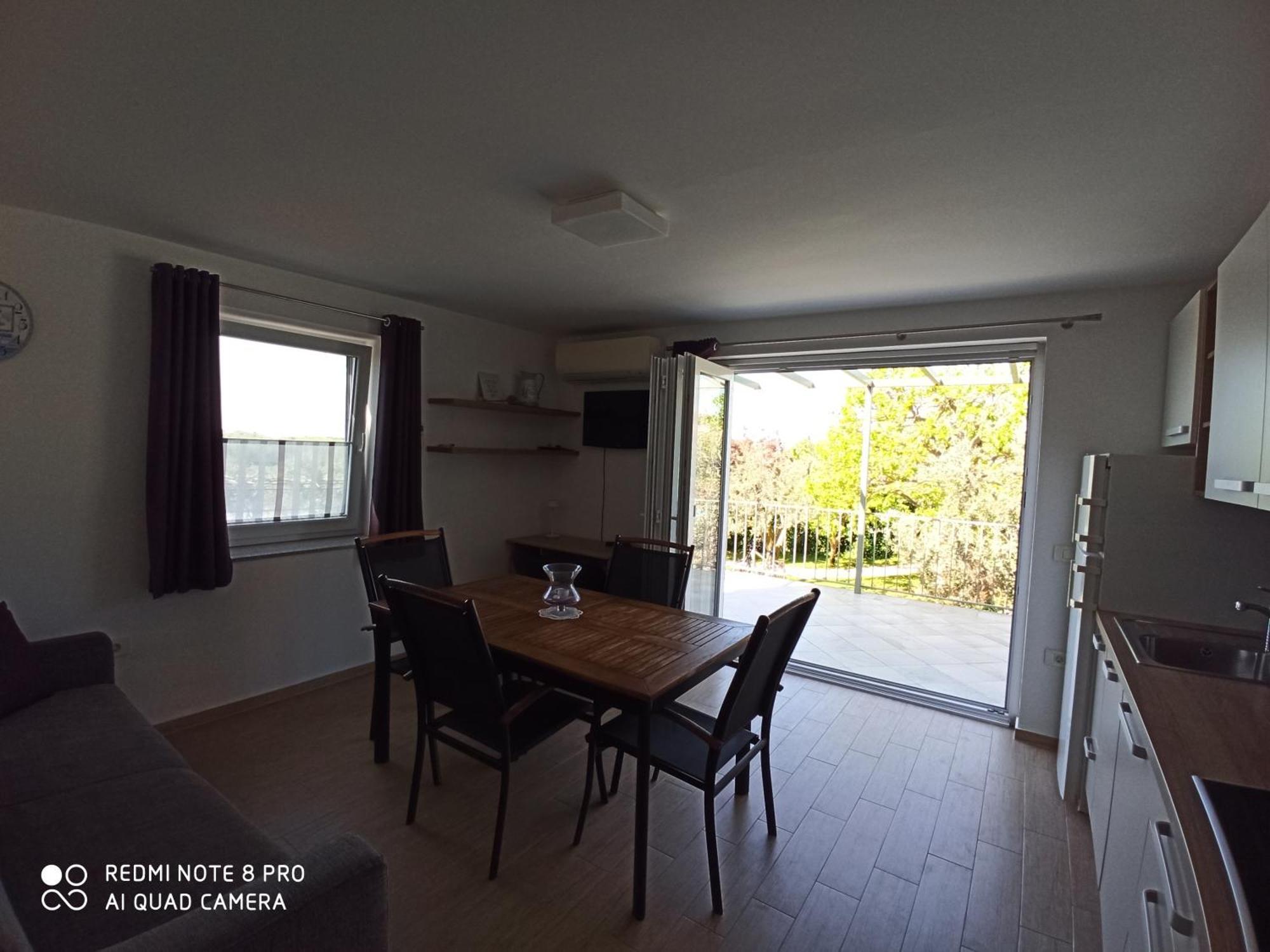 Summer Delight Apartments 사부드리자 외부 사진